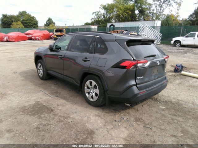 2T3F1RFV2MC215011 Toyota RAV4 LE