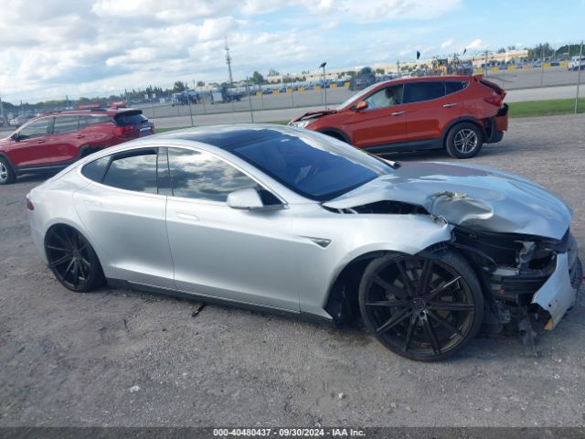 5YJSA1H1XEFP32301 Tesla Model S P85
