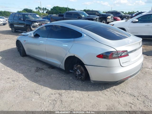 5YJSA1H1XEFP32301 Tesla Model S P85