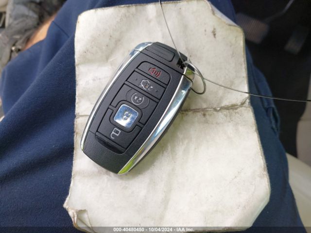 5LMCJ2D9XKUL34054 Lincoln MKC SELECT
