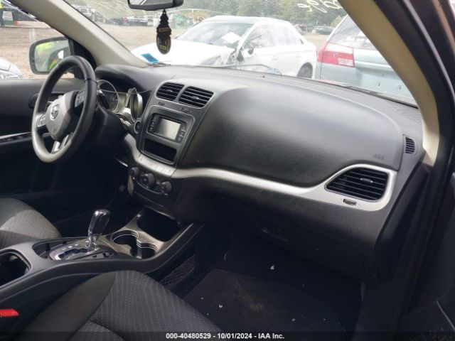 3C4PDCBB2KT719596 Dodge JOURNEY SE