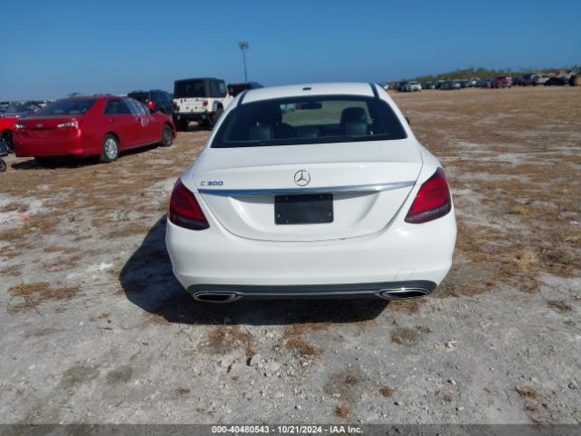 55SWF8DB8KU300990 Mercedes-Benz C 300