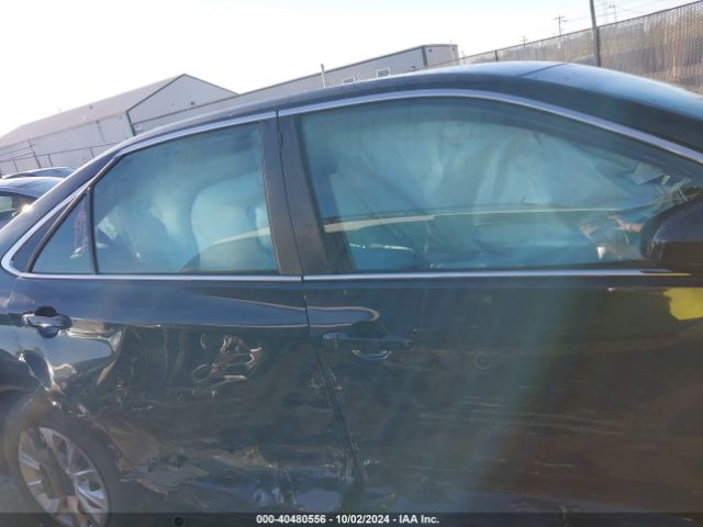 4T1BD1FK8HU214715 Toyota Camry Hybrid Le