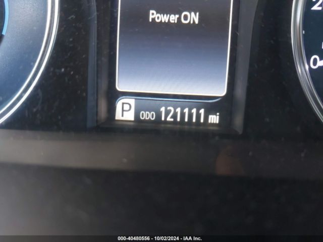 4T1BD1FK8HU214715 Toyota Camry Hybrid Le