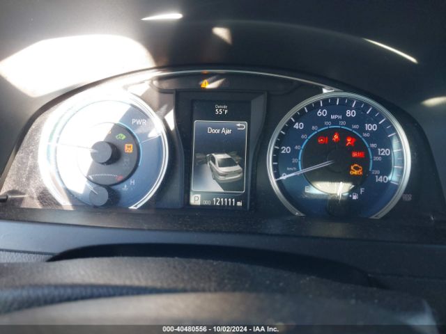 4T1BD1FK8HU214715 Toyota Camry Hybrid Le