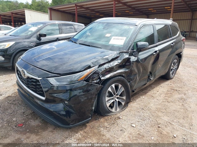 Toyota Highlander Xle 2024 5TDKDRAH5RS530058 Image 2