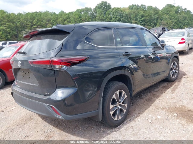 Toyota Highlander Xle 2024 5TDKDRAH5RS530058 Image 4