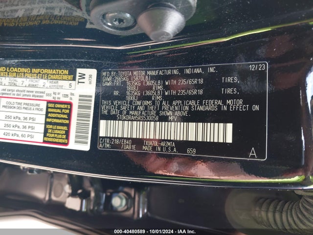 Toyota Highlander Xle 2024 5TDKDRAH5RS530058 Image 9