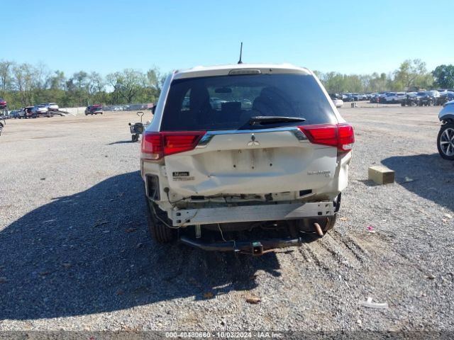 JA4AZ3A31GZ014316 Mitsubishi Outlander Se