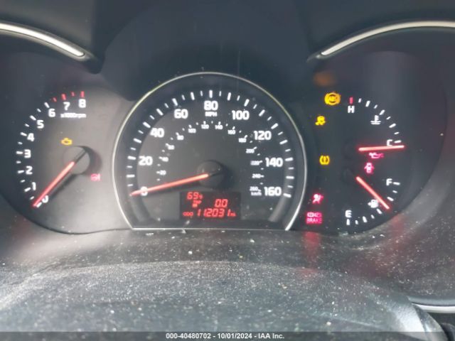 5XYKT3A63EG518674 KIA SORENTO LX
