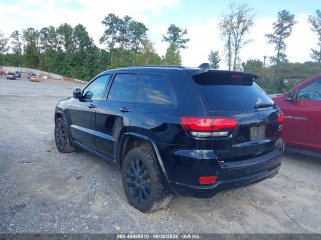 1C4RJFAG2JC137198 Jeep Grand Cherokee Altitude 4x4