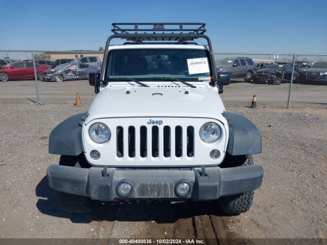 1C4BJWDG2GL198458 Jeep Wrangler Unlimited Sport