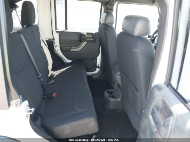 1C4BJWDG2GL198458 Jeep Wrangler Unlimited Sport