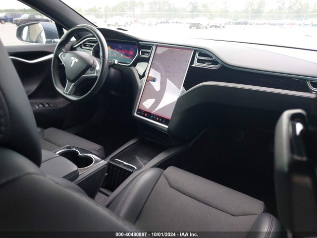 2017 TESLA MODEL S 5YJSA1E27HF230606 Photo 4