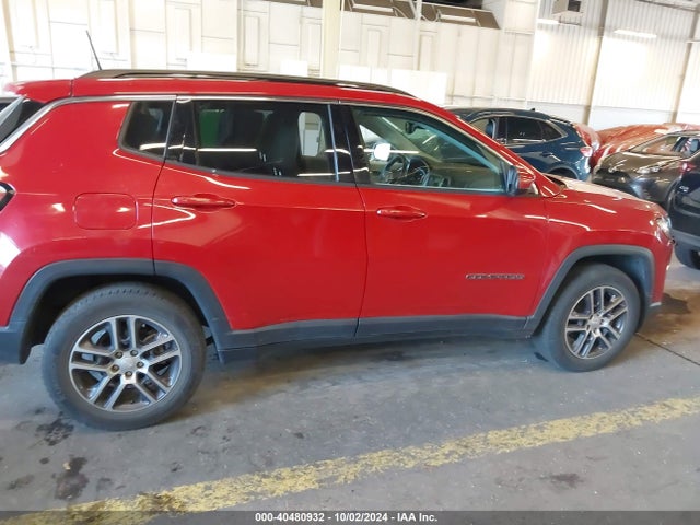 3C4NJCBB9JT351531 Jeep Compass Latitude Fwd