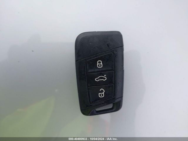 3VW5T7BU5KM270120 Volkswagen Jetta Gli 2.0t 35th Anniversary Edition/2.0t Autobahn/2.0t S