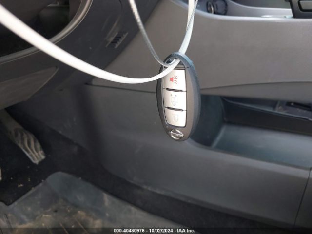 JN8AT3AA6MW004727 Nissan Rogue S Fwd