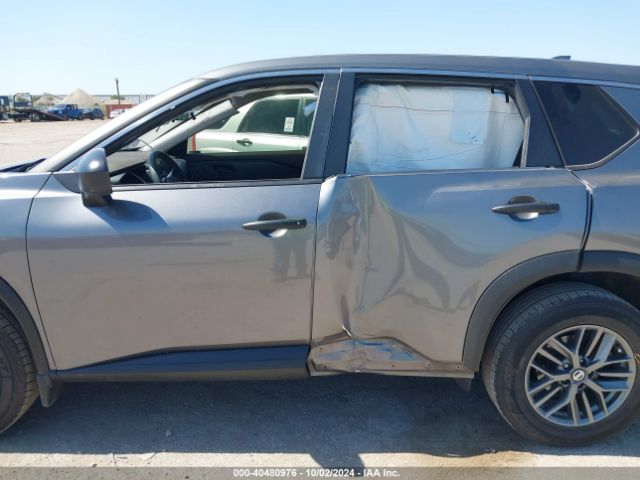 JN8AT3AA6MW004727 Nissan Rogue S Fwd