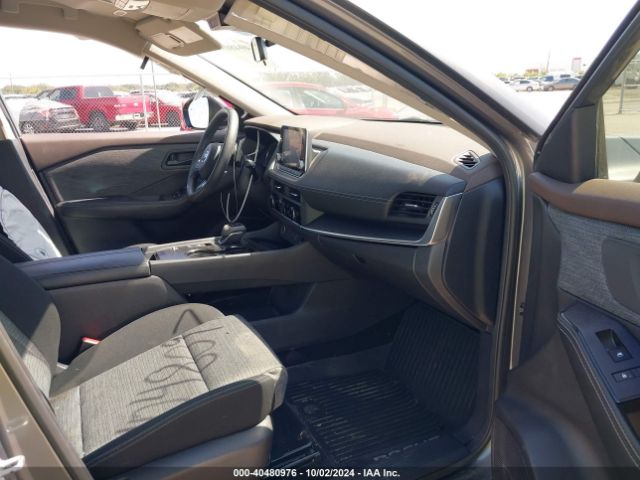 JN8AT3AA6MW004727 Nissan Rogue S Fwd