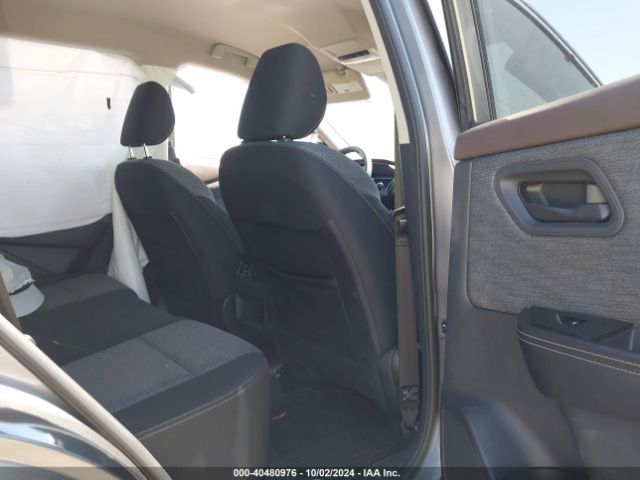 JN8AT3AA6MW004727 Nissan Rogue S Fwd