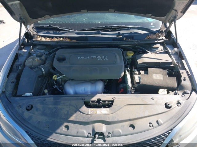 1C3CCCAB7FN700247 Chrysler 200 Limited