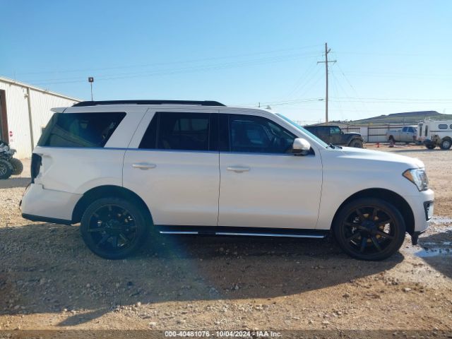 1FMJU1HTXKEA22599 Ford Expedition Xlt