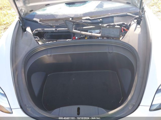 5YJ3E1EB7JF116863 Tesla Model 3 Long Range/performance
