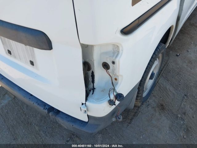 3N6CM0KN2EK702361 Nissan Nv200 S