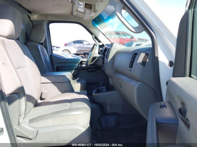 1N6AF0KX4FN802508 Nissan Nv Cargo Nv2500 Hd Sv V8