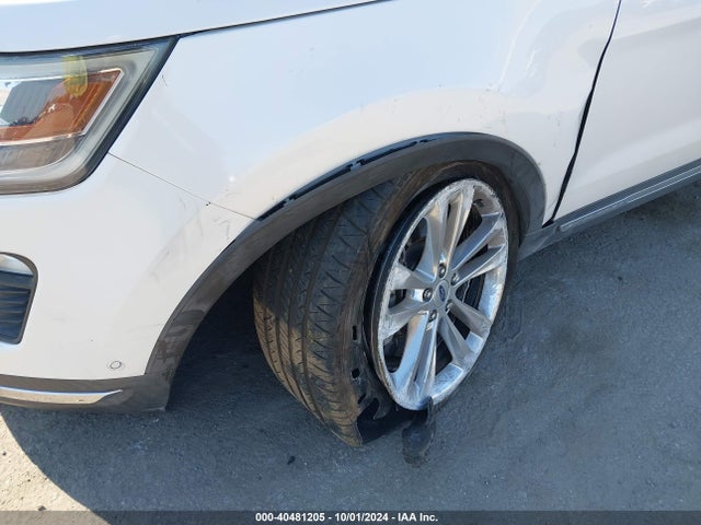 Ford Explorer Limited 2018 1FM5K7F85JGB65617 Image 6
