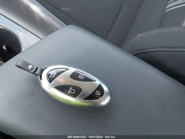KMHLS4DG2RU771745 Hyundai ELANTRA SEL