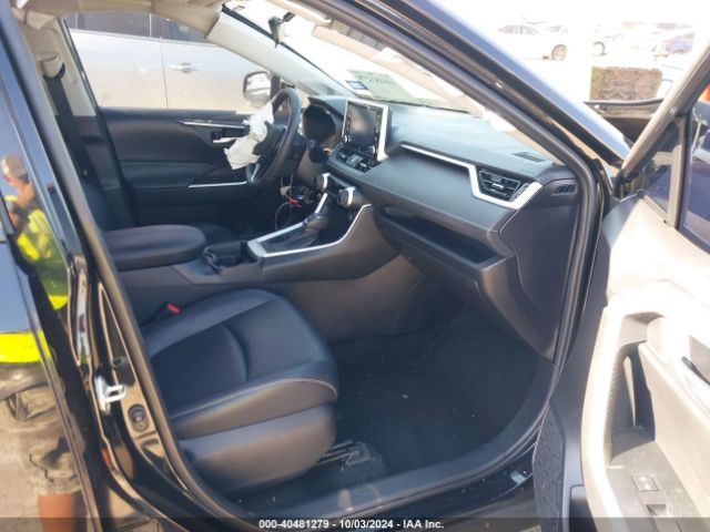 2T3C1RFV6LW093527 Toyota Rav4 Xle Premium
