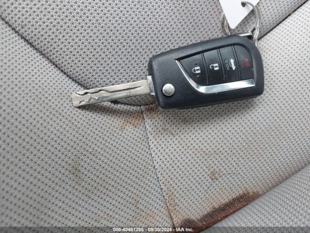 5YFEPRAEXLP104747 Toyota COROLLA LE