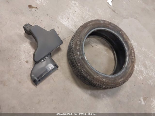 JA4AD3A36KZ025187 Mitsubishi Outlander Le