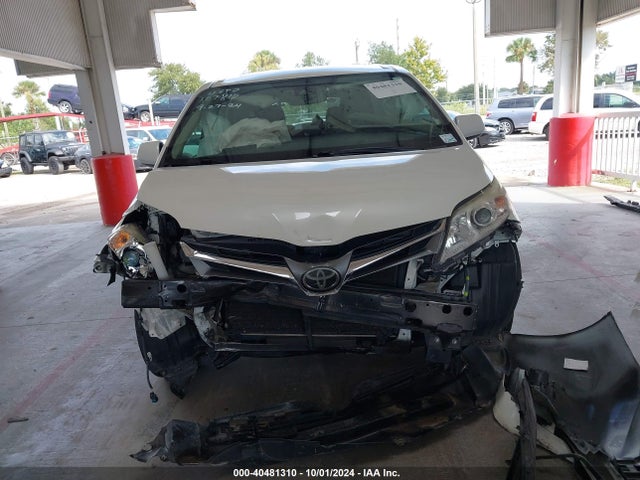 Toyota Sienna Xle 8 Passenger 2018 5TDYZ3DC5JS961402 Image 13