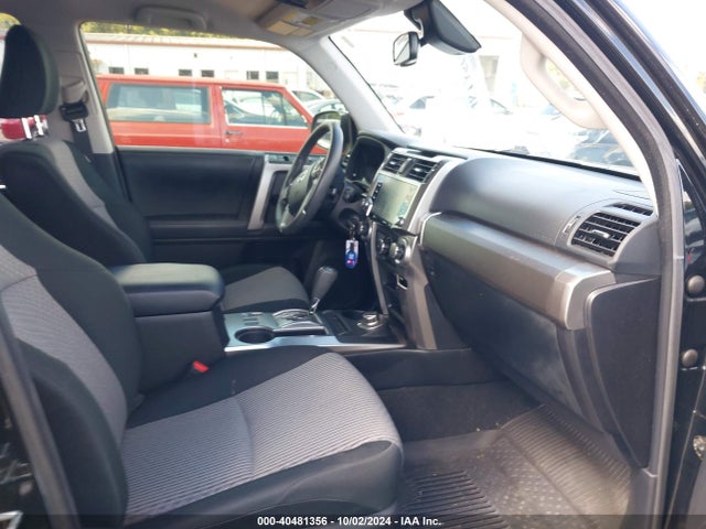 Toyota 4RUNNER SR5 2020 JTEBU5JR0L5776431 Image 5