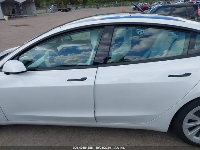 Tesla Model 3 Rear-wheel Drive 2022 5YJ3E1EA4NF327225 Image 14