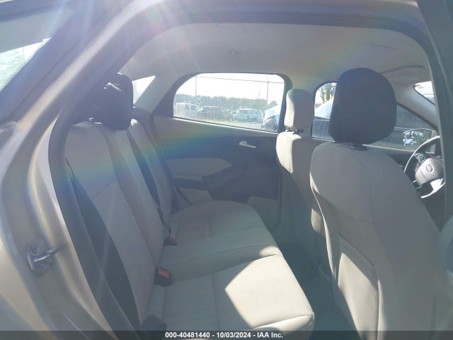 Ford FOCUS SE 2018 1FADP3F2XJL275971 Image 8
