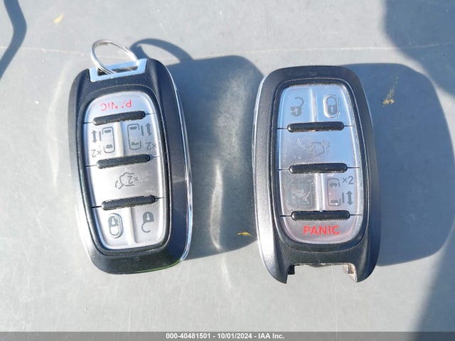2C4RC1DG7HR554939 Chrysler Pacifica Touring