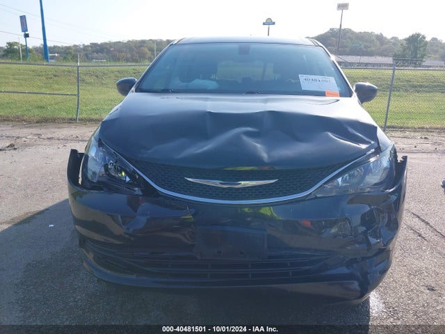 2C4RC1DG7HR554939 Chrysler Pacifica Touring