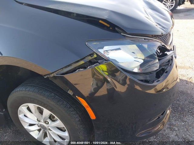 2C4RC1DG7HR554939 Chrysler Pacifica Touring