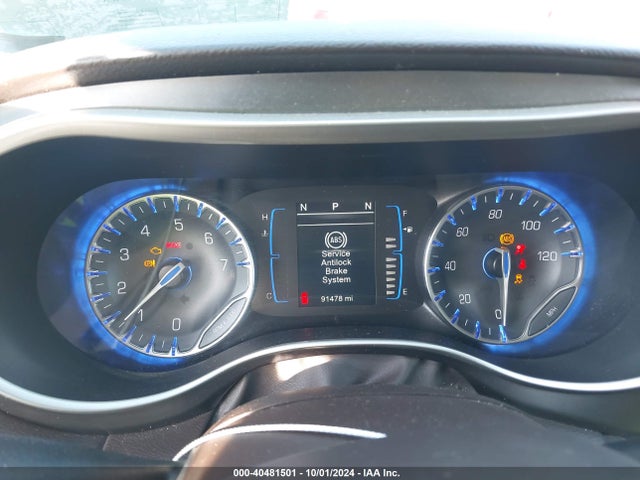 2C4RC1DG7HR554939 Chrysler Pacifica Touring