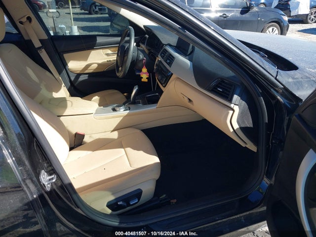 BMW 320i 2018 WBA8E1G51JNU89201 Image 5