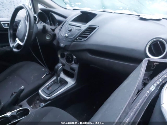 Ford FIESTA SE 2014 3FADP4EJ5EM165932 Image 5