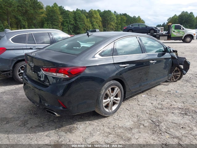 Hyundai Sonata Limited 2019 5NPE34AF4KH821129 Image 4