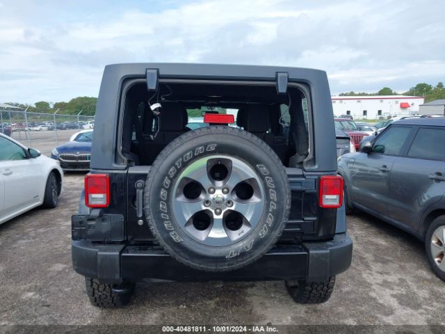 1C4BJWEG3GL165452 Jeep Wrangler Unlimited Sahara
