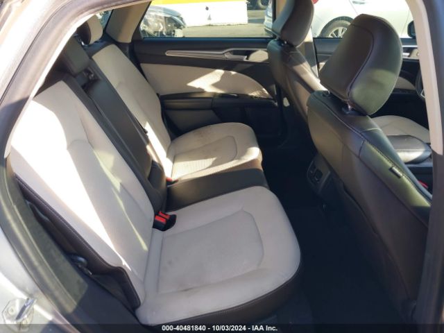 3FA6P0HD8LR255311 Ford FUSION SE