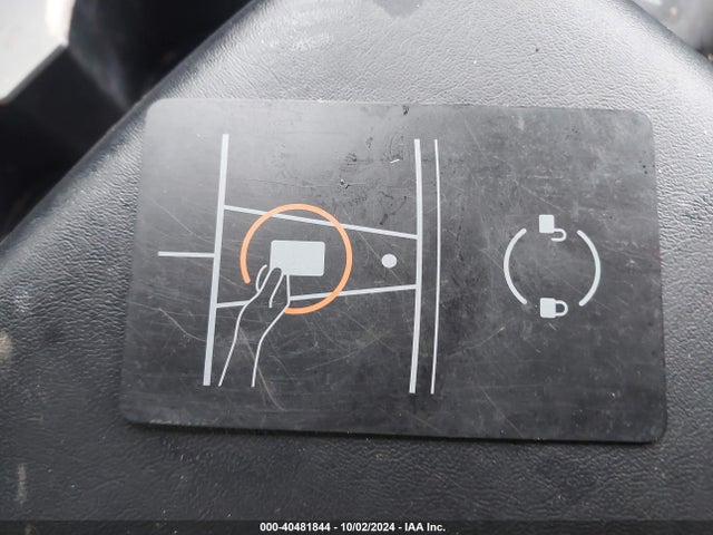 2022 TESLA MODEL Y 7SAYGAEE9NF524350 Photo 10