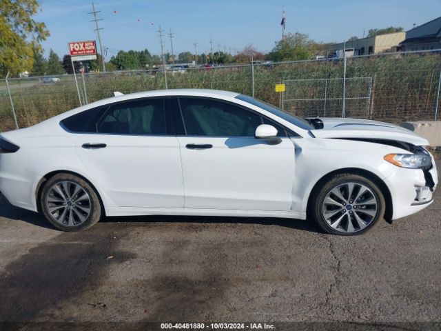 3FA6P0T93LR247572 Ford FUSION SE