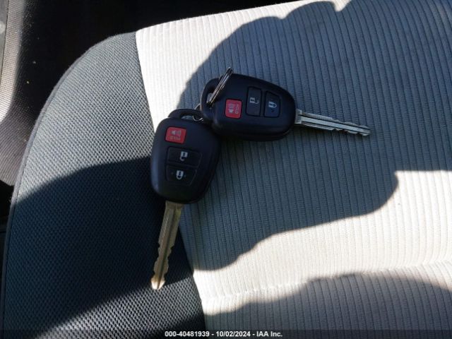 JTDKDTB38F1087106 Toyota Prius C Two